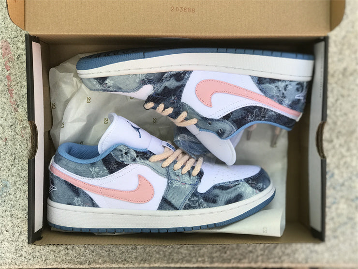 1 Low Washed Denim (GS)