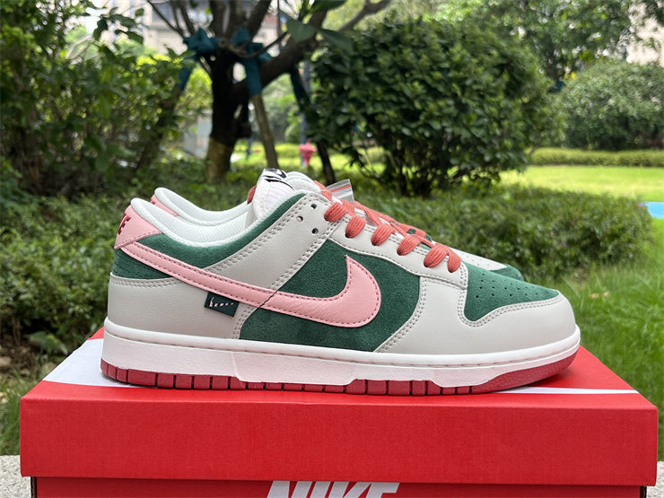 Nike Dunk Low SE All Petals United Fir Green FN8923-061 – cocokickk