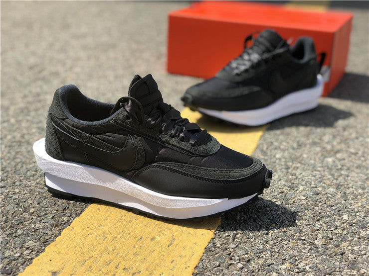 LD Waffle Sacai Black Nylon