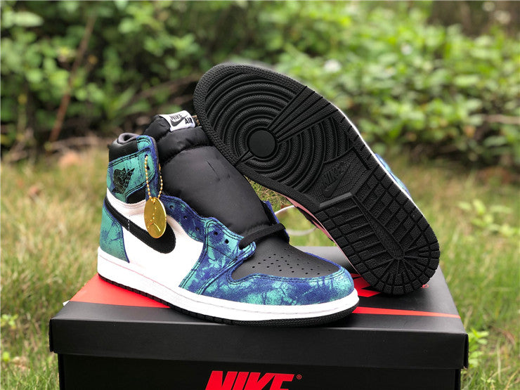 1 Retro High Tie Dye (W)