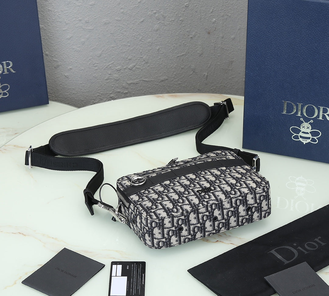 MAN handbag 1SFPO101YKY_H00N