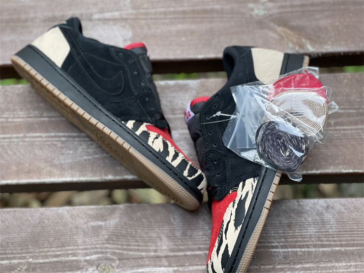 1 Retro Low OG SP SoleFly