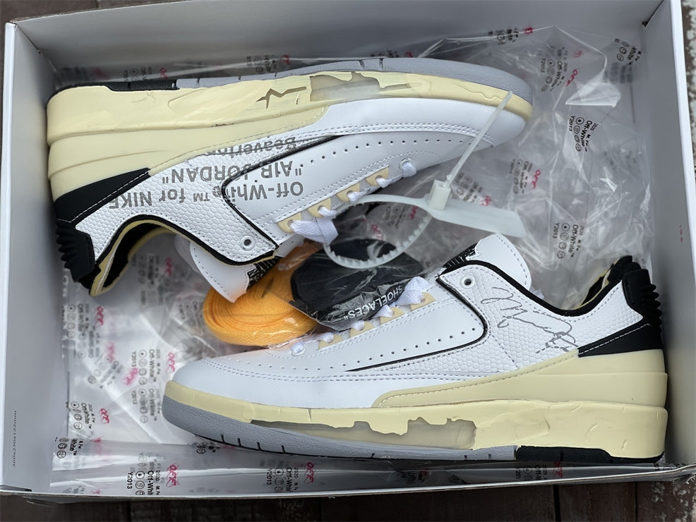 2 Retro Low SP Off-White Black