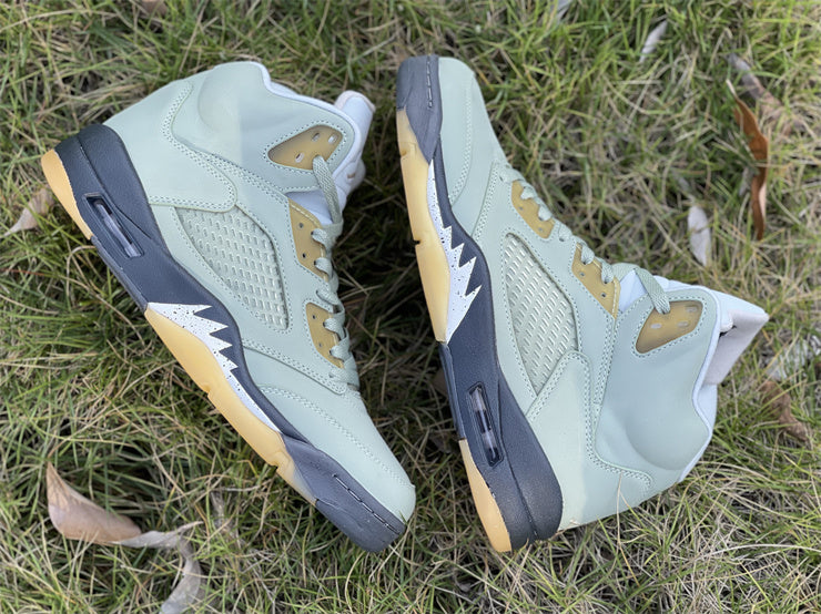 5 Retro Jade Horizon