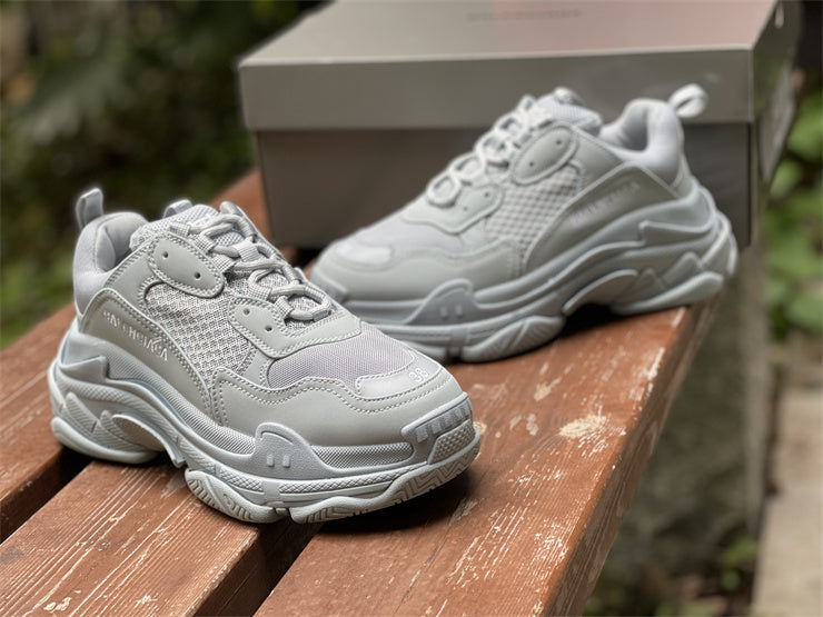 Bg Triple S