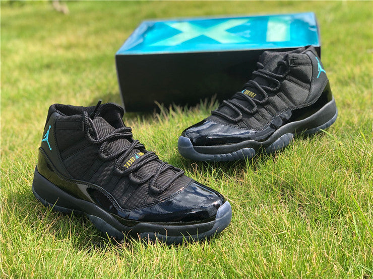 11 Retro Gamma Blue