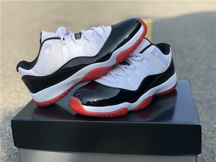 11 Retro Low Concord Bred