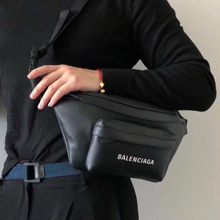 Cross chest bag Fanny pack