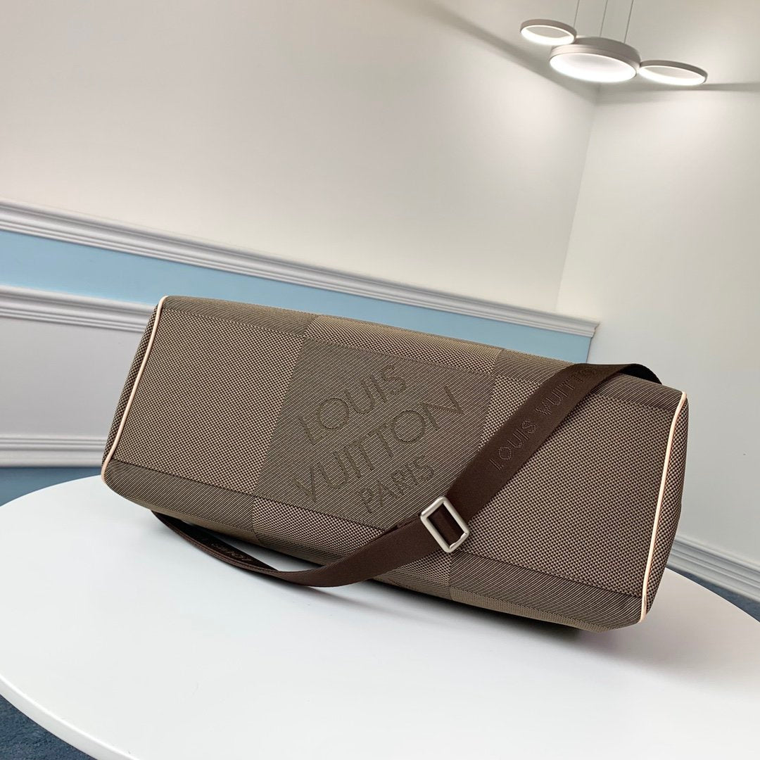 LV Keepall M93071