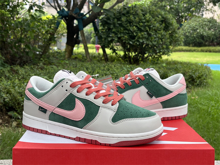 Nike Dunk Low SE All Petals United Fir Green