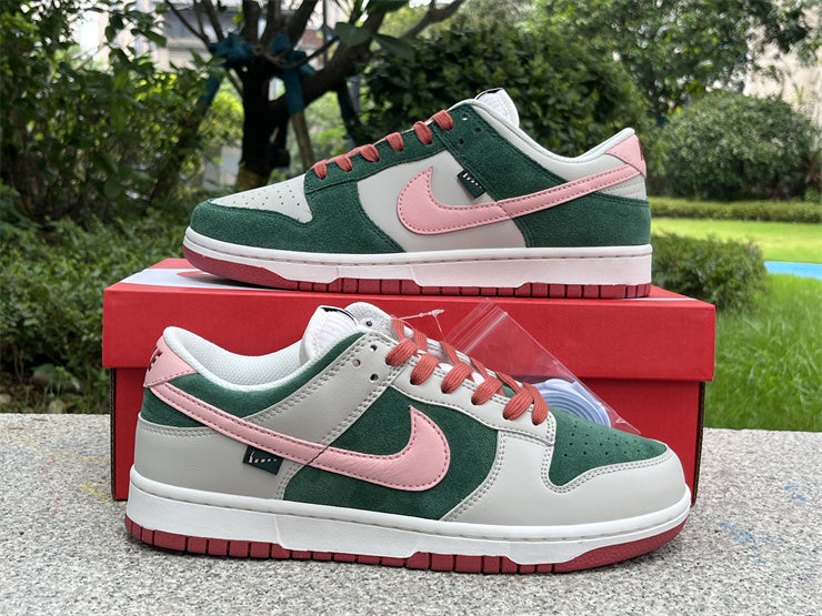 Nike Dunk Low SE All Petals United Fir Green