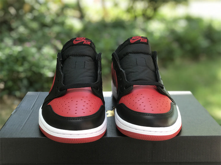 Air Jordan 1 Retro Low Bred