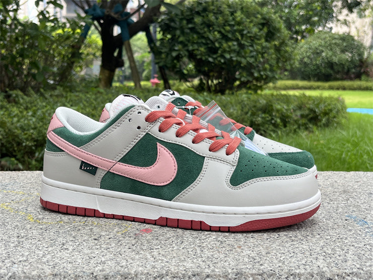 Nike Dunk Low SE All Petals United Fir Green