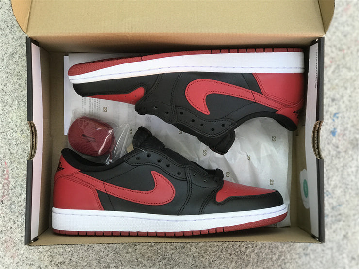 Air Jordan 1 Retro Low Bred