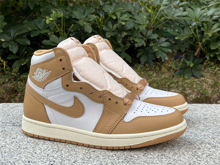 Air Jordan 1 Retro High OG Praline