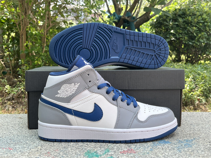 Air Jordan 1 Mid True Blue