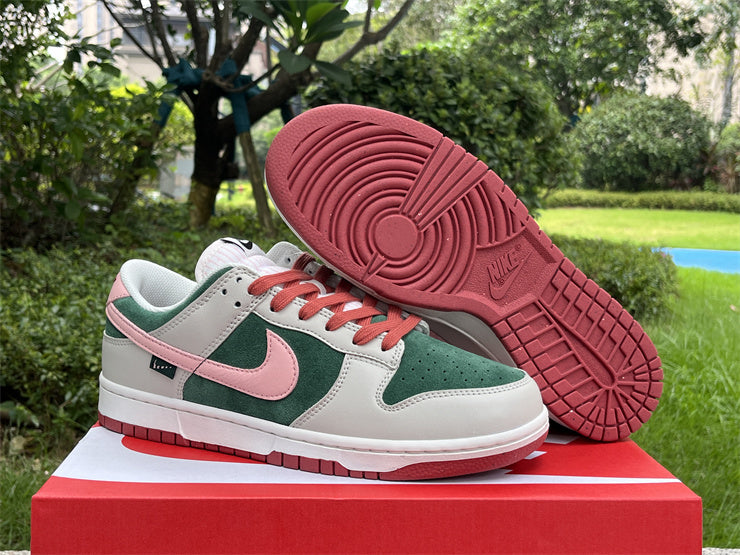 Nike Dunk Low SE All Petals United Fir Green