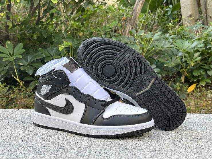 Air Jordan 1 Mid SE Panda Elephant