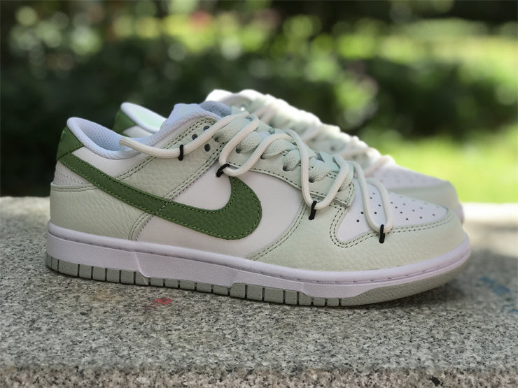 Nike SB Dunk Low DN1431-102