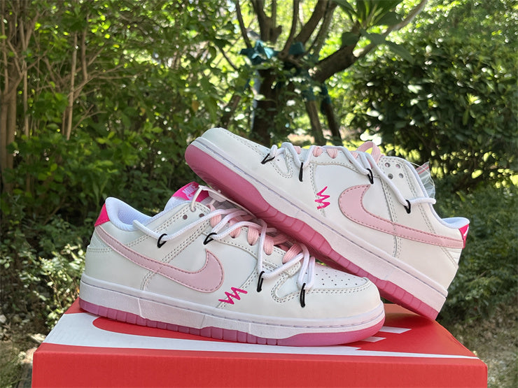 Nike Dunk Low 520 Pack Pink