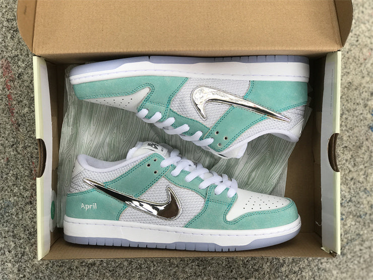 Nike Dunk Low April Skateboards