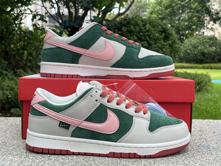 Nike Dunk Low SE All Petals United Fir Green