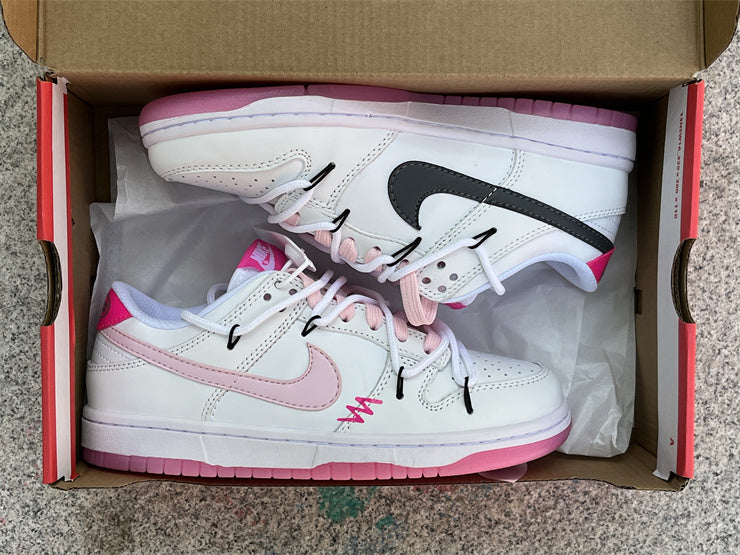 Nike Dunk Low 520 Pack Pink