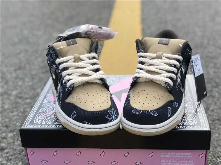 Nike SB Dunk Low Travis Scott