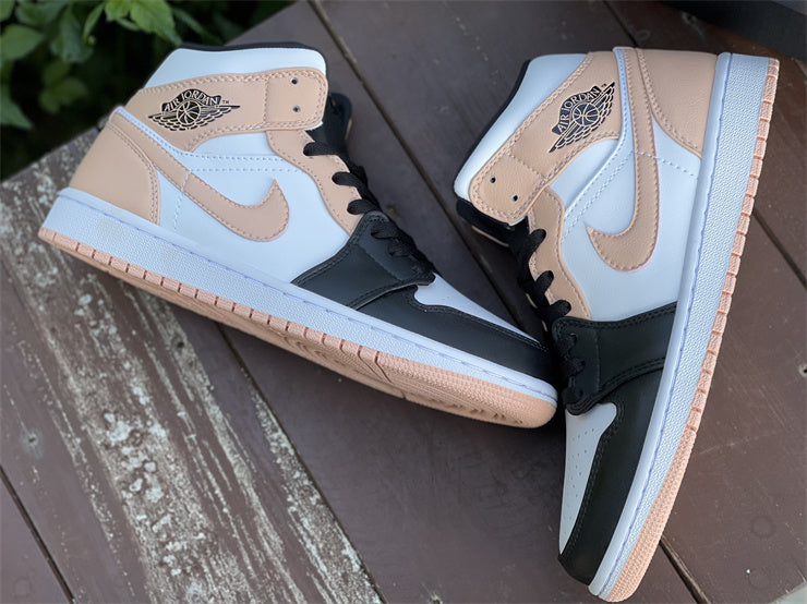 Air Jordan 1 Mid Arctic Orange Black Toe