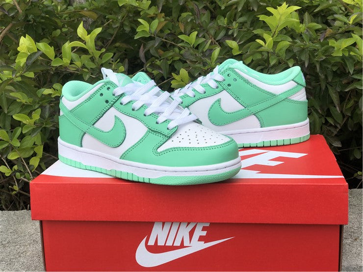 Nike Dunk Low Green Glow (W)