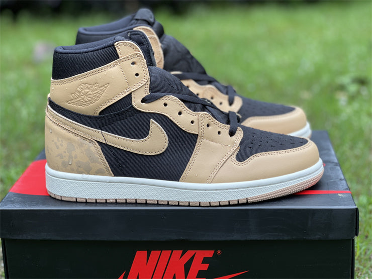 Air Jordan 1 High  OG Heirloom