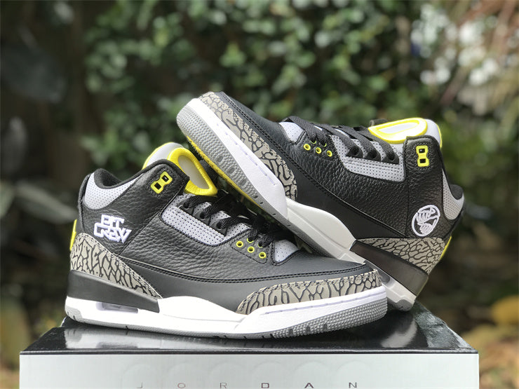 Air Jordan 3 Retro Oregon black and yellow duck