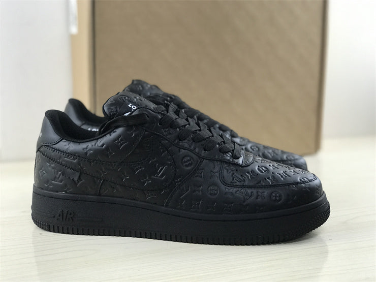 LOUIS VUITTON × Nike Air Force 1 Low