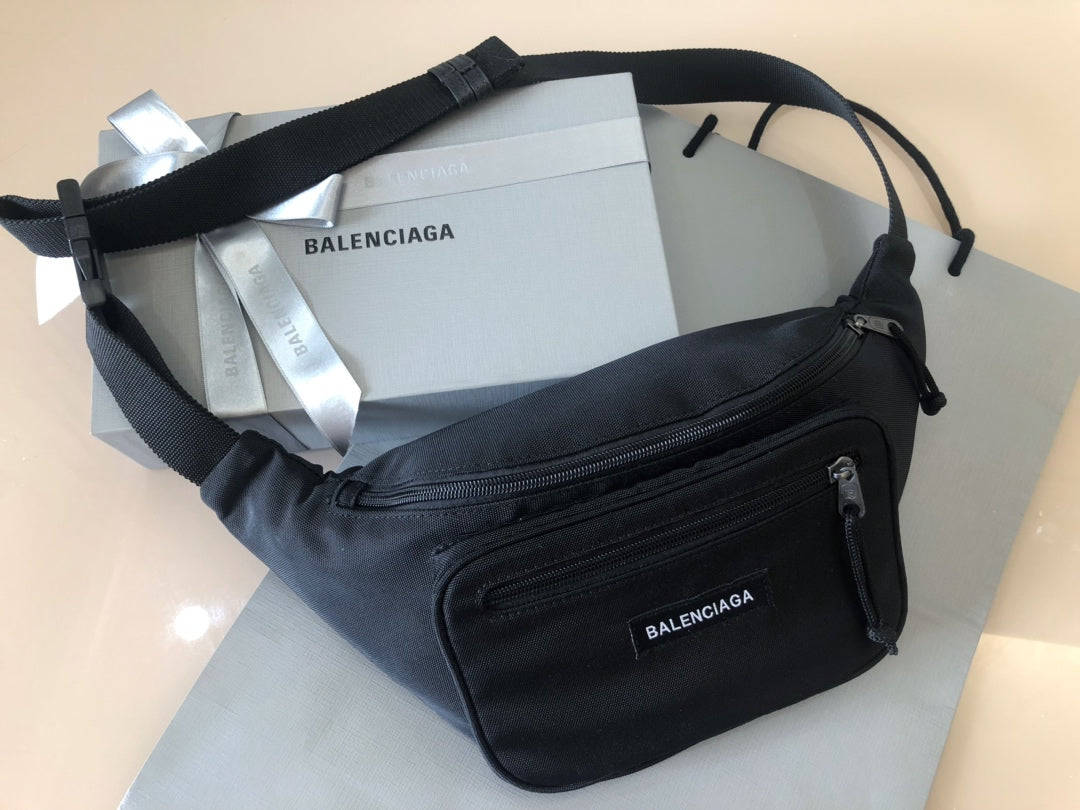 Canvas embroidered Fanny pack