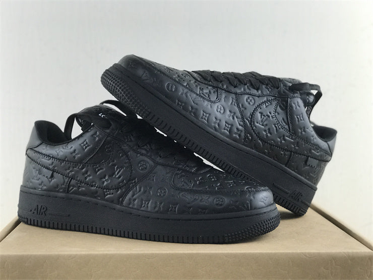 LOUIS VUITTON × Nike Air Force 1 Low