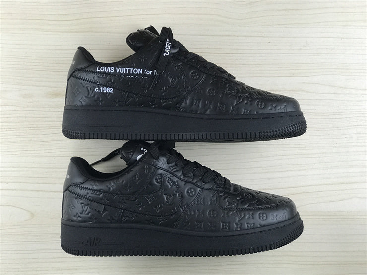 LOUIS VUITTON × Nike Air Force 1 Low