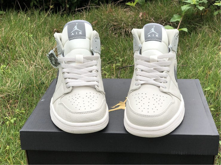 Air Jordan 1 Mid Light Bone