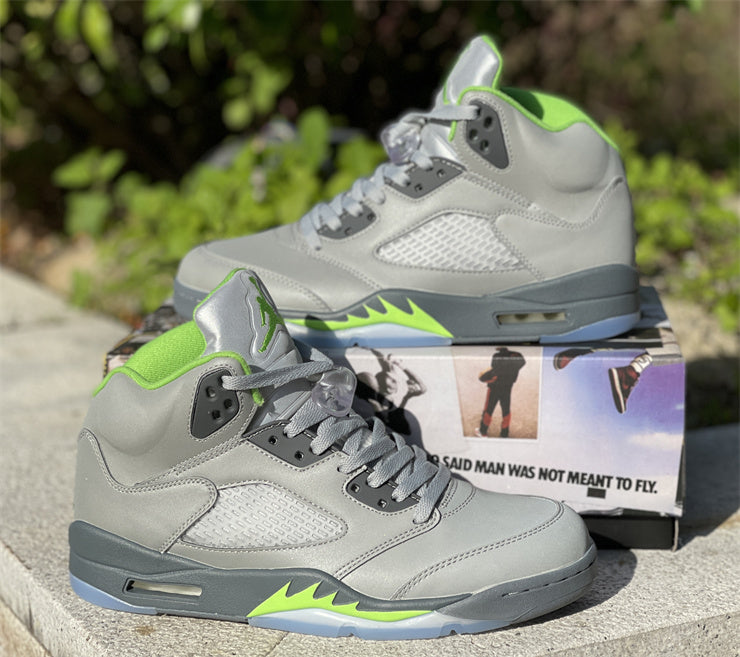 Air Jordan 5  Retro Green Bean (2022)