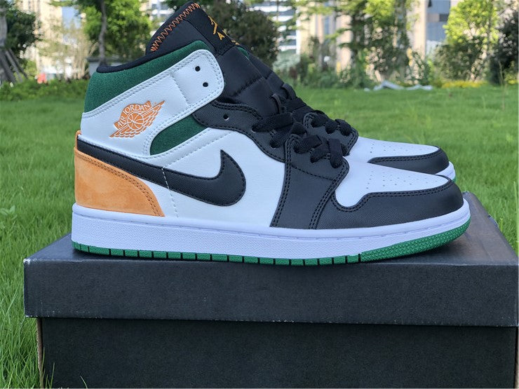 Air Jordan 1 Mid Oakland