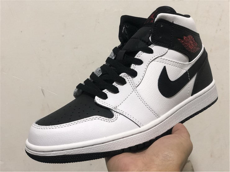 Air Jordan 1 Mid Reverse Black Toe (W)