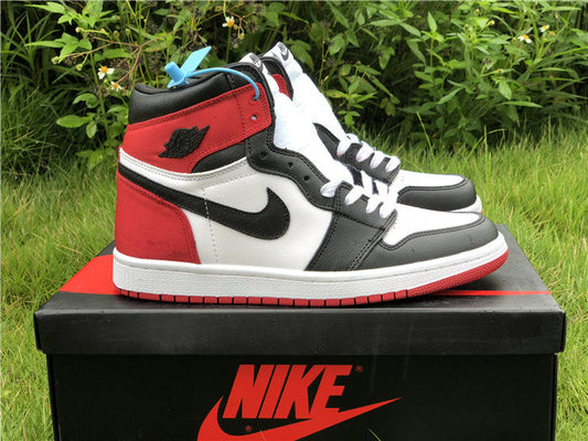 Air Jordan 1 Retro High Satin Black Toe (W)