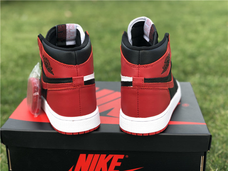 Air Jordan 1 Retro High Homage To Home (Non-numbered)