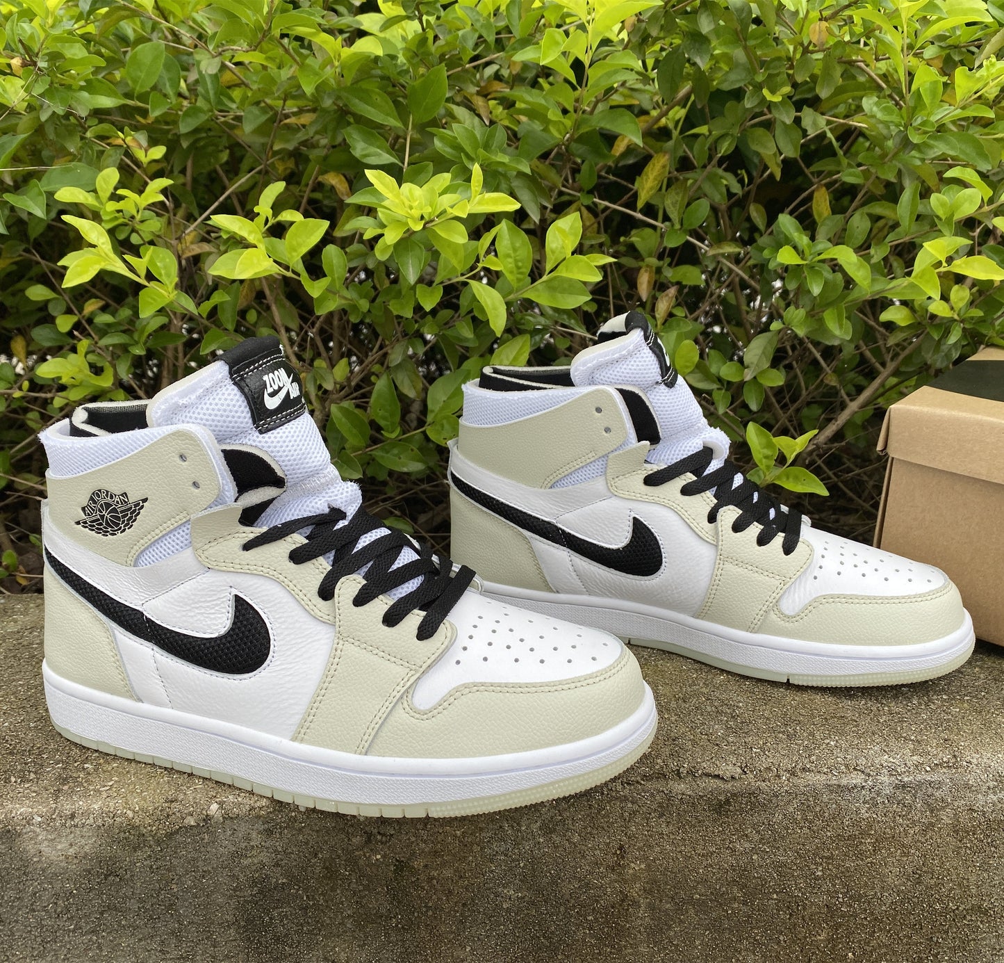 Air Jordan 1 High  Zoom Air CMFT Sail (W)