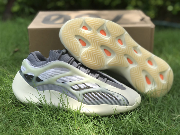 Adidas Yeezy 700 V3 Fade Salt