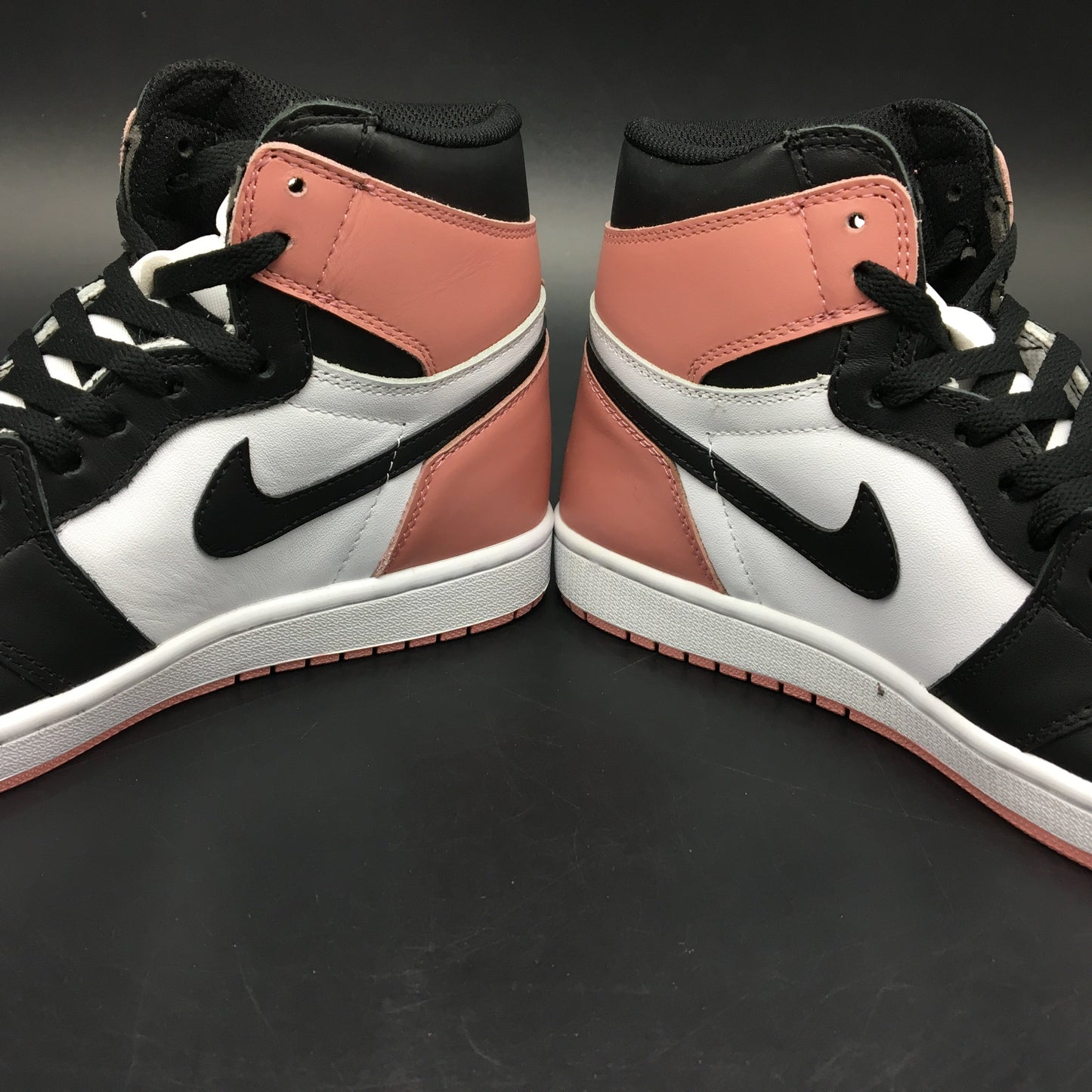 Air Jordan 1 Retro High Rust Pink