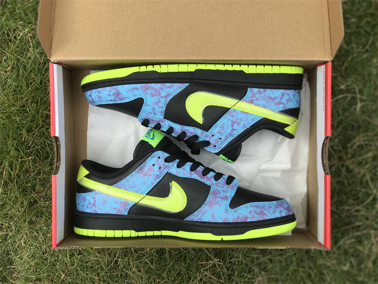 Nike Dunk Low SE Acid Wash Baltic Blue Volt (GS)