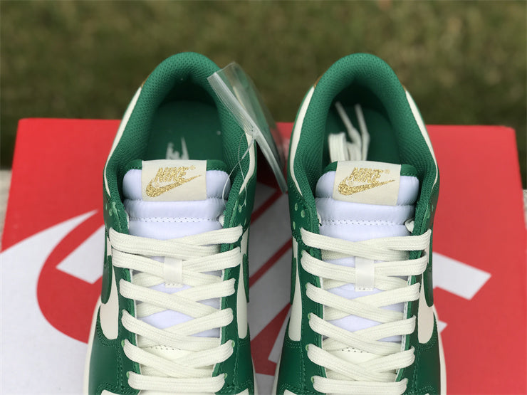 Nike Dunk Low Malachite University Gold (W)