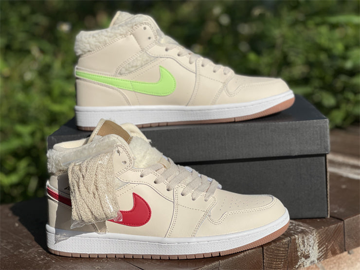 Air Jordan 1 Mid  Fleece Pearl White (GS)