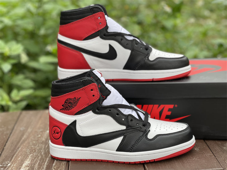 Air Jordan 1 High OG SP Universit