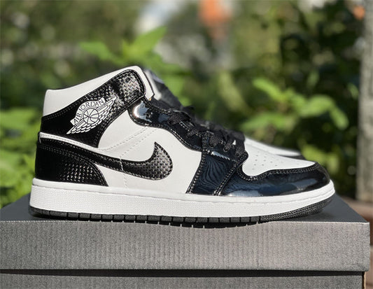 Air Jordan 1 Mid Carbon Fiber  DD1649-001